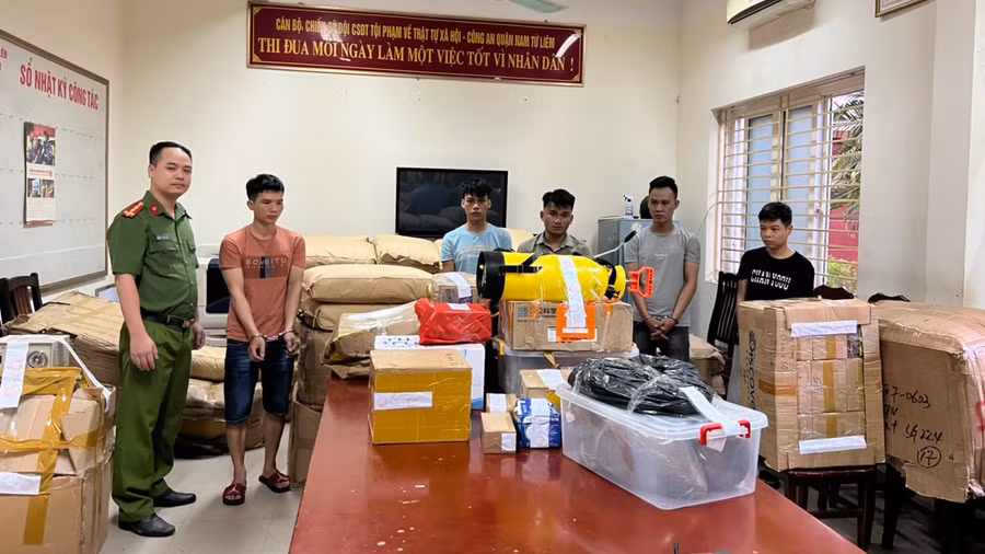 Tang vật cùng các đối tượng liên quan