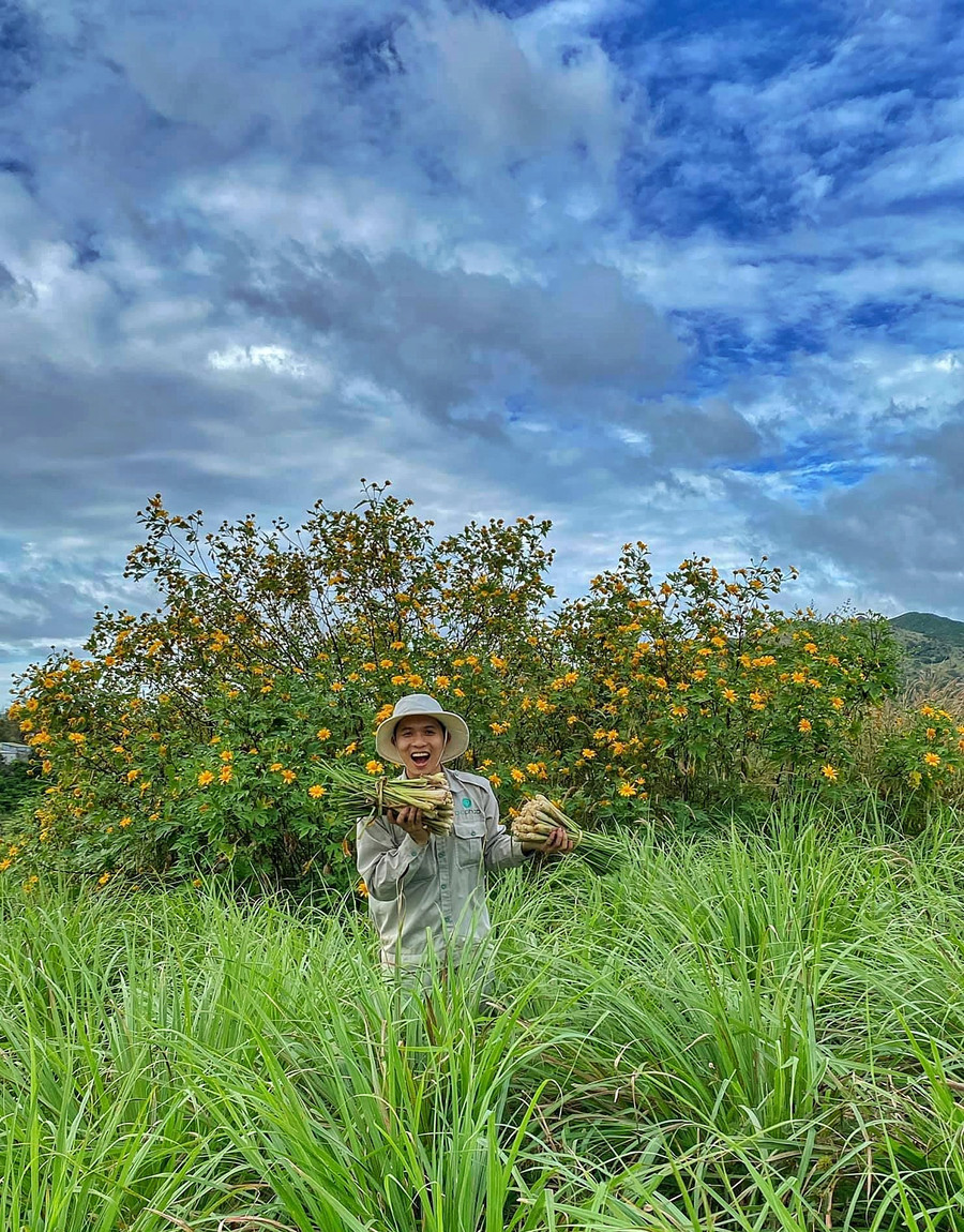 Kỹ sư 9X người Gia Lai là người mở đường sáng tạo nội dung về nông nghiệp hữu cơ (ảnh nhân vật cung cấp).