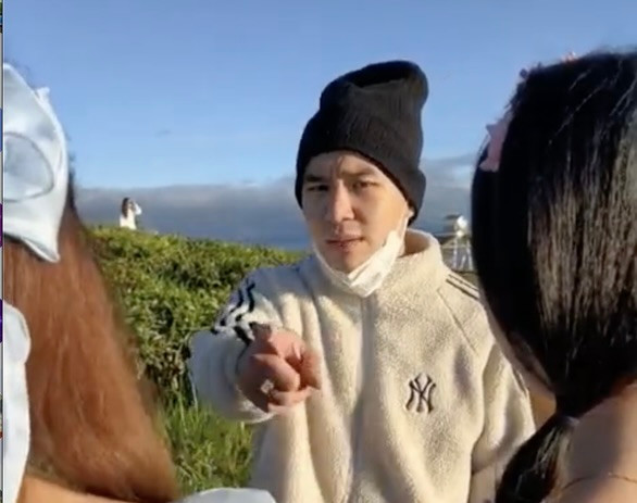 Ảnh cắt từ clip. Ảnh nguồn Báo Tuổi Trẻ