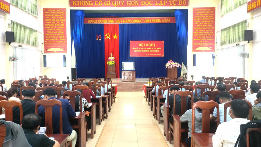 Quang cảnh Hội nghị. Ảnh-HỒNG THƯƠNG