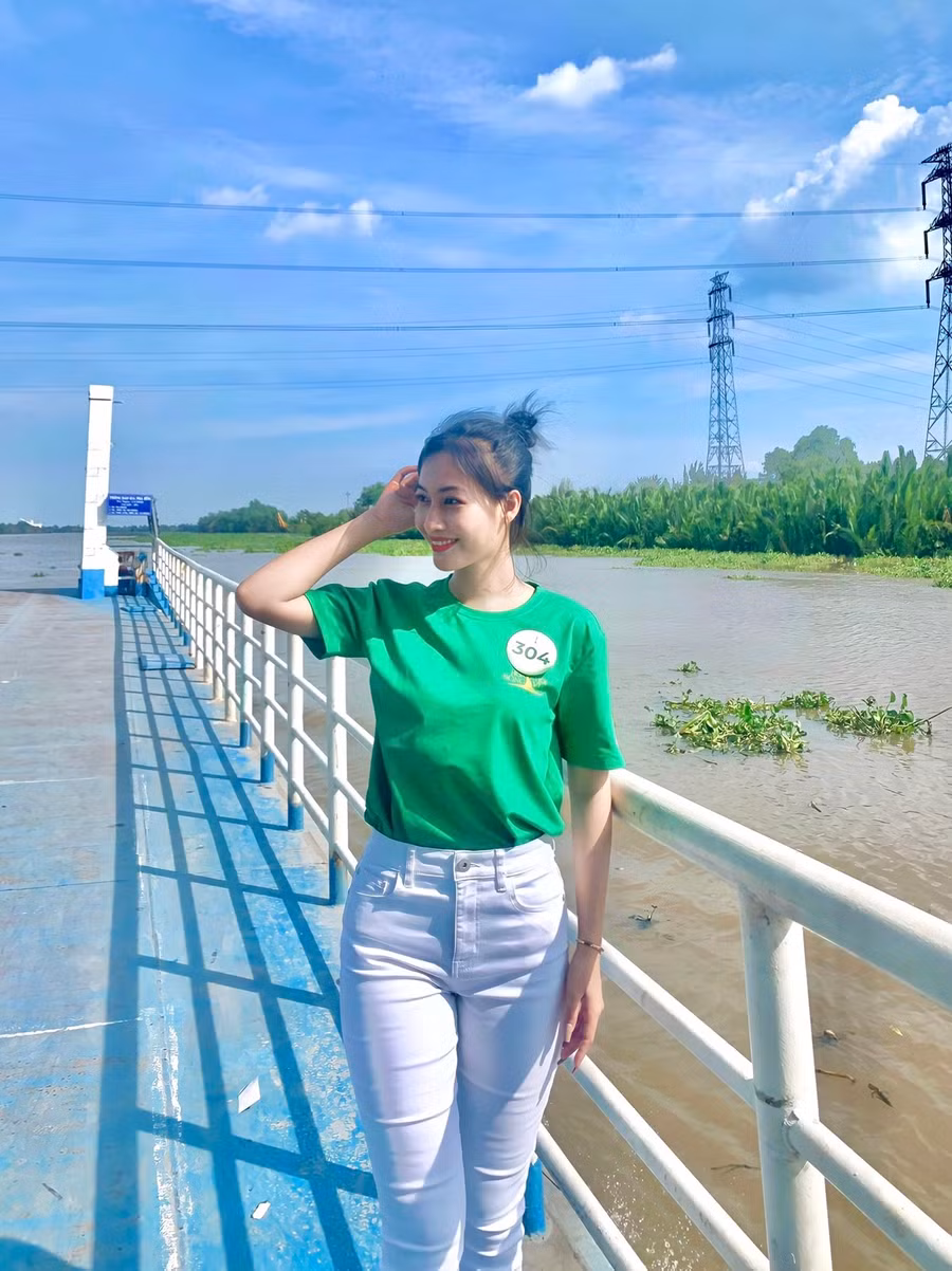 Dù không đặt nặng vấn đề thành tích song Huỳnh Thu Thảo cũng thể hiện quyết tâm cao trước thềm chung kết Hoa khôi sông Vàm 2022 dự kiến diễn ra vào 18.9. “Đến với bất kì cuộc thi nào thì ai ai cũng muốn giành ngôi vị cao nhất. Nhưng với Thu Thảo, điều quan trọng hơn vẫn là những trải nghiệm và thử thách cho bản thân