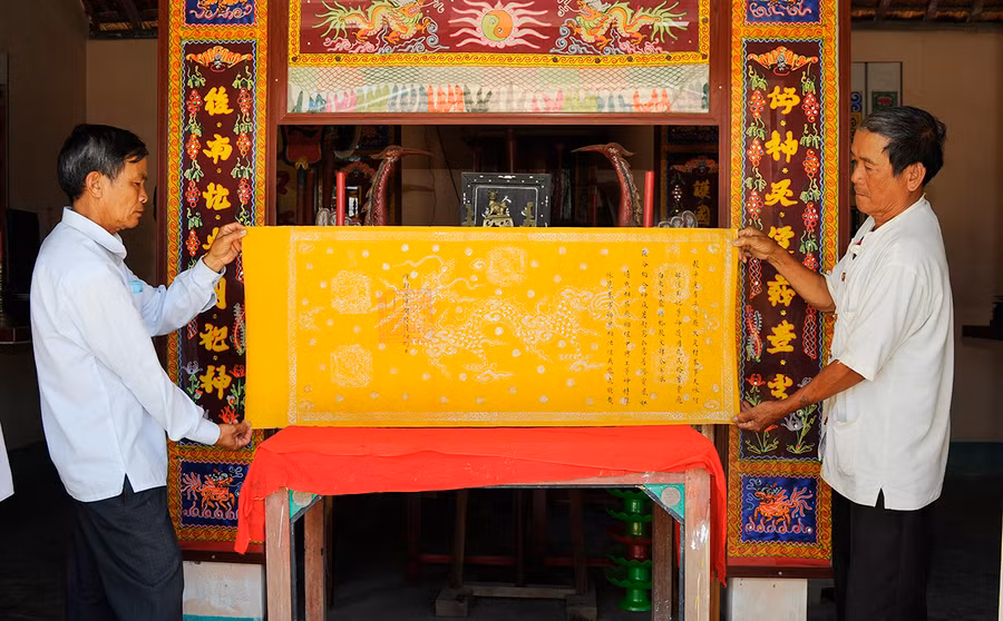  Khai sắc tại chánh điện đình Cửu Định (ảnh tư liệu).