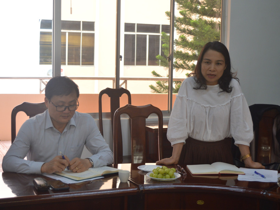 PGS.TS Hoàng Thị Lan phát biểu tại buổi làm việc. Ảnh: Anh Huy
