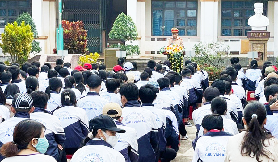 Quang cảnh buổi tuyên truyền. Ảnh: Kim Ngọc