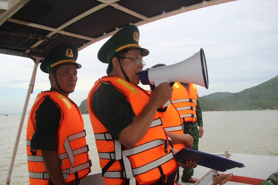 Thông báo vận động ngư dân thực hiện nghiêm quy định ứng phó với bão Nuro