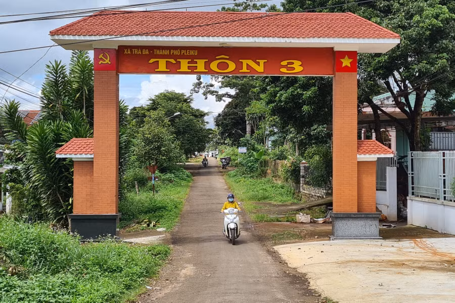 Diện mạo nông thôn xã Trà Đa ngày càng khởi sắc. Ảnh: Phạm Ngọc