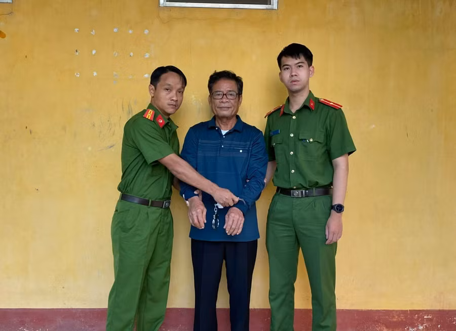 Bị can Nguyễn Văn Kềm lúc bị bắt. Ảnh: Nam Long