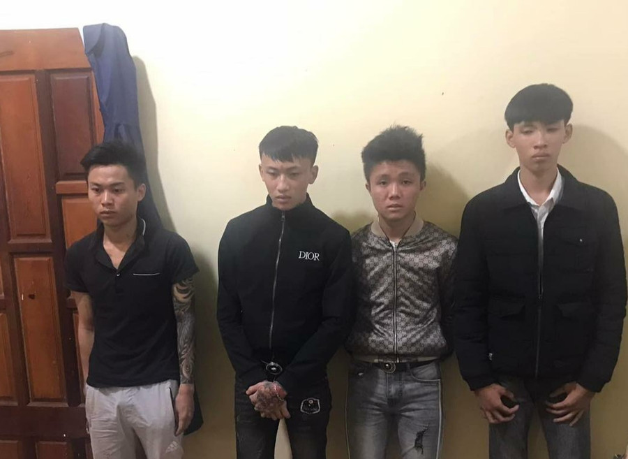 Các đối tượng Dũng (từ trái qua), Tú, Trí, Toàn tại Công an huyện Đak Đoa. Ảnh: Công an Đak Đoa
