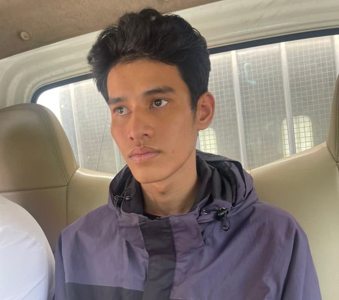 Di lý đối tượng Phú Thành Đạt về Công an TP Buôn Ma Thuột Di lý đối tượng Phú Thành Đạt về Công an TP Buôn Ma Thuột