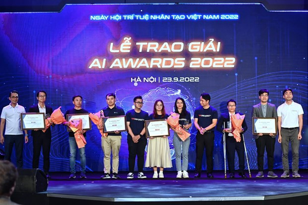 Top 5 sản phẩm/giải pháp xuất sắc nhất AI Awards 2022. Ảnh: BTC Top 5 sản phẩm/giải pháp xuất sắc nhất AI Awards 2022. Ảnh: BTC