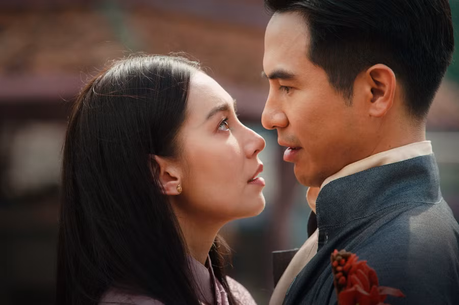 "Ngược dòng thời gian để yêu anh" mang về thành tích khủng. Ảnh: NSX.