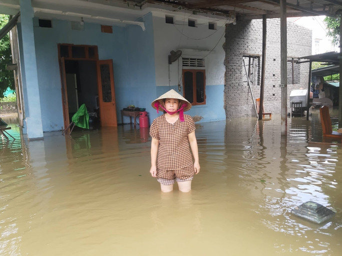 Hàng ngàn nhà dân tại nhiều địa phương ở Nghệ An bị ngập sâu Hàng ngàn nhà dân tại nhiều địa phương ở Nghệ An bị ngập sâu
