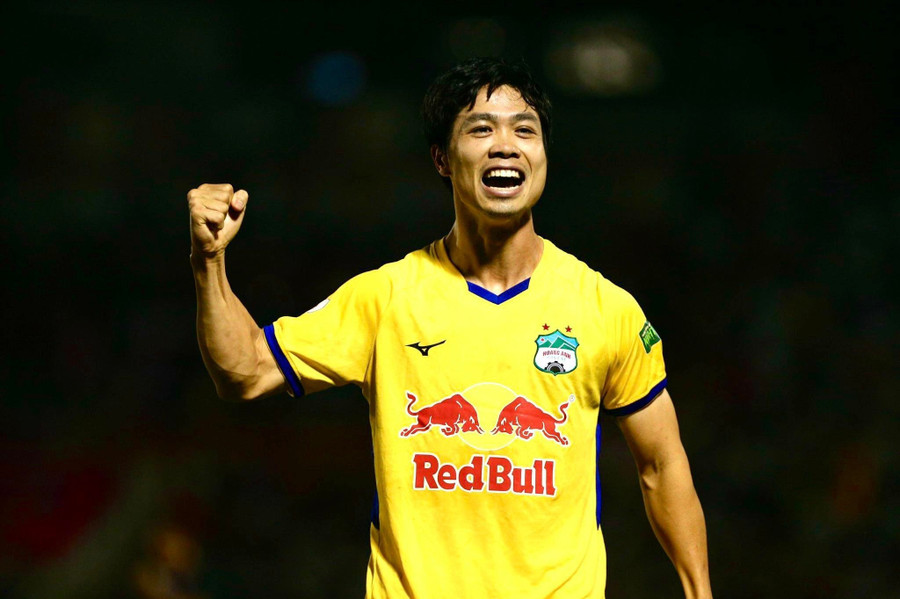 Công Phượng đã có 4 bàn thắng tại V-League 2022. Ảnh: Khả Hòa