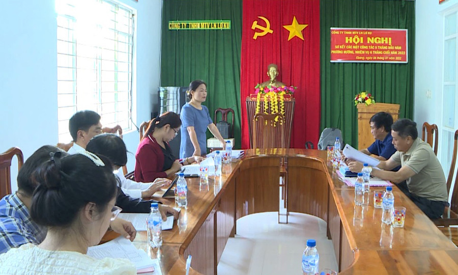 Quang cảnh buổi làm việc. Ảnh: Kim Ngân