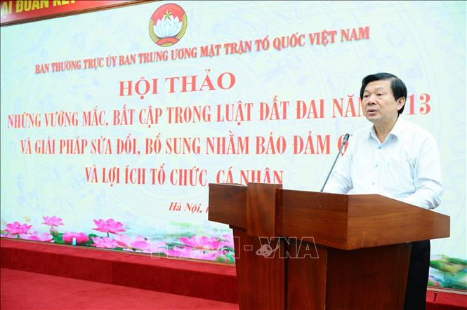 Phó Chủ tịch Ủy ban Trung ương MTTQ Việt Nam Nguyễn Hữu Dũng phát biểu. Ảnh: Minh Đức/TTXVN Phó Chủ tịch Ủy ban Trung ương MTTQ Việt Nam Nguyễn Hữu Dũng phát biểu. Ảnh: Minh Đức/TTXVN