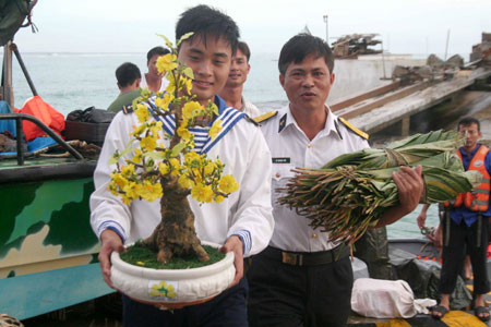 Tết đã đến với cán bộ, chiến sĩ đảo Tốc Tan A. Ảnh: Phương Duyên