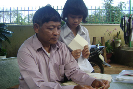 Những chứng tích một thời hào hùng của Đại tá Mẫu Quốc Đượng. Ảnh: Lê Hòa Những chứng tích một thời hào hùng của Đại tá Mẫu Quốc Đượng. Ảnh: Lê Hòa