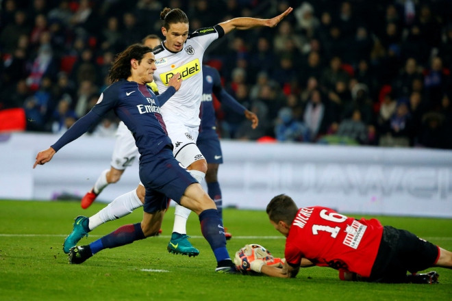 Tiền đạo của PSG Edinson Cavani đã ghi được 21 bàn, được tính 31,5 điểm. 9