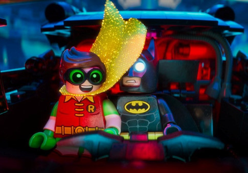 Trong phần này, Batman sẽ phối hợp cùng Batgirl và Robin đối đầu với bộ đôi ác nhân Joker và Harley Quinn cũng như sự tái ngộ đặc biệt của các thành viên Justice League