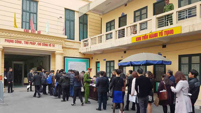 An ninh được thắt chặt trước phiên xét xử Hà Văn Thắm cùng đồng phạm An ninh được thắt chặt trước phiên xét xử Hà Văn Thắm cùng đồng phạm