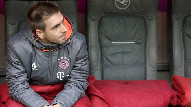 Philipp Lahm phải ngồi 77 phút trên băng dự bị trong trận đấu thứ 500 của mình. (Nguồn: Bild) Philipp Lahm phải ngồi 77 phút trên băng dự bị trong trận đấu thứ 500 của mình. (Nguồn: Bild)