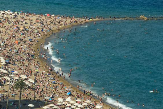 là đất nước có chi phí sinh hoạt ở mức khá thấp so với những quốc gia Đông Âu khác. Kết hợp với những yếu tố lý tưởng khác như cơ hội việc làm, thu nhập khá, thời tiết lý tưởng… khiến người nước ngoài đánh giá đây là một trong những quốc gia khiến cuộc sống của họ hạnh phúc nhất. là đất nước có chi phí sinh hoạt ở mức khá thấp so với những quốc gia Đông Âu khác. Kết hợp với những yếu tố lý tưởng khác như cơ hội việc làm, thu nhập khá, thời tiết lý tưởng… khiến người nước ngoài đánh giá đây là một trong những quốc gia khiến cuộc sống của họ hạnh phúc nhất.