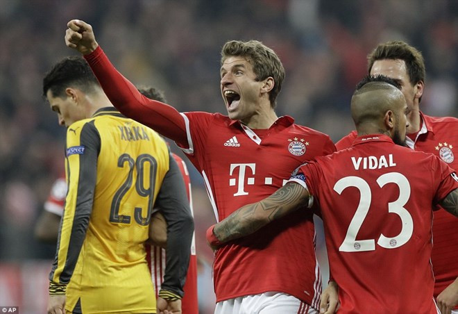  Müller đã ghi bàn trở lại để ấn định chiến thắng 5-1 cho Bayern. (Nguồn: AP)