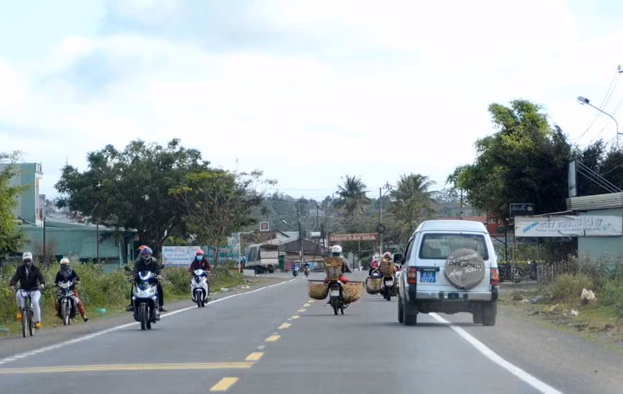 Khúc cua An Phú-xã An Phú TP. Pleiku-đoạn đường thường xuyên xảy ra tai nạn giao thông. Ảnh: M.N