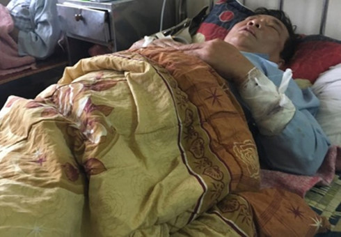 ác sĩ Tú đang được điều trị tại Bệnh viện ĐK tỉnh Hà Tĩnh.