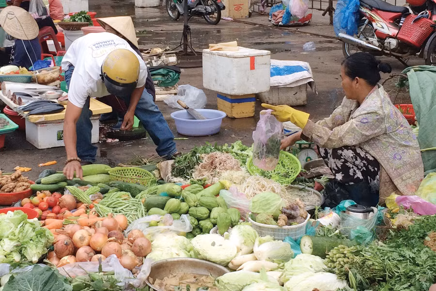Nguồn cung thực phẩm tươi sống dồi dào, giá cả tương đối ổn định. Ảnh: T.N Nguồn cung thực phẩm tươi sống dồi dào, giá cả tương đối ổn định. Ảnh: T.N