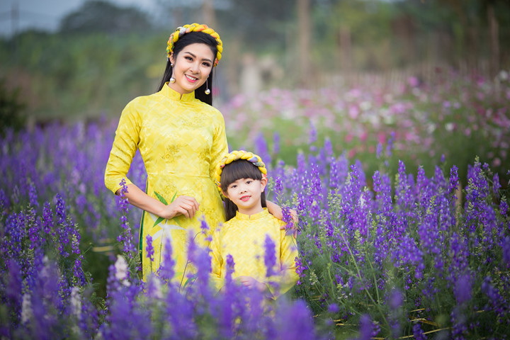 Ngọc Hân cho biết, năm qua, cô đã đẩy mạnh việc thiết kế áo dài, đặc biệt là dành cho đối tượng trẻ em.