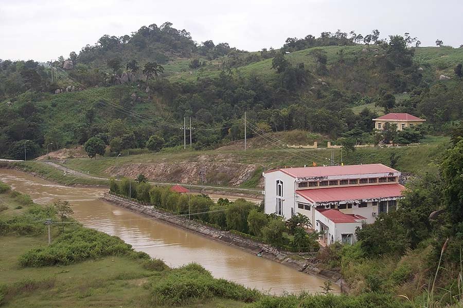 Vận hành điều tiết nước thủy lợi Ayun Hạ để phục vụ sản xuất và dân sinh. Ảnh: T.N Vận hành điều tiết nước thủy lợi Ayun Hạ để phục vụ sản xuất và dân sinh. Ảnh: T.N