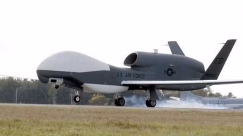 Máy bay Global Hawk của Mỹ.