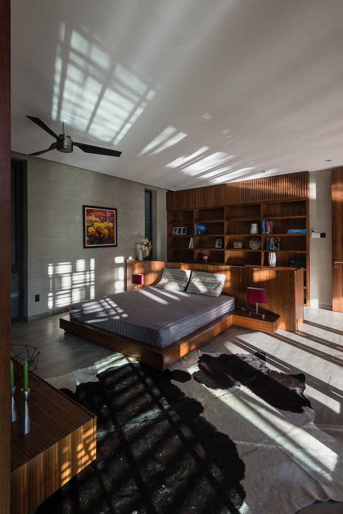 Nội thất trong các phòng đặc biệt là phòng ngủ luôn làm bằng gỗ. Nội thất trong các phòng đặc biệt là phòng ngủ luôn làm bằng gỗ.