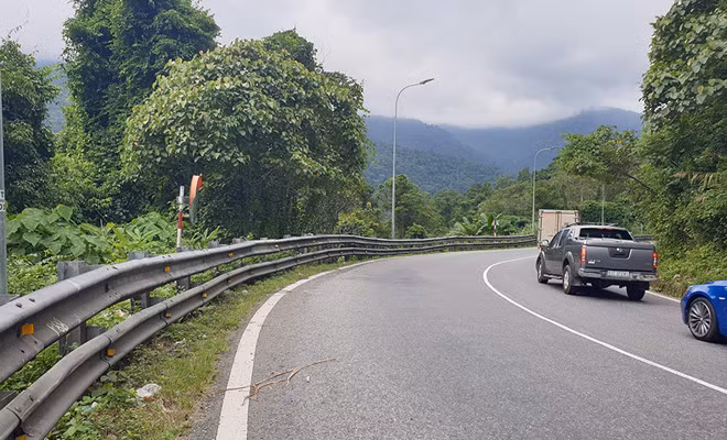 Khu vực phát hiện thi thể nạn nhân nằm giữa đèo Bảo Lộc