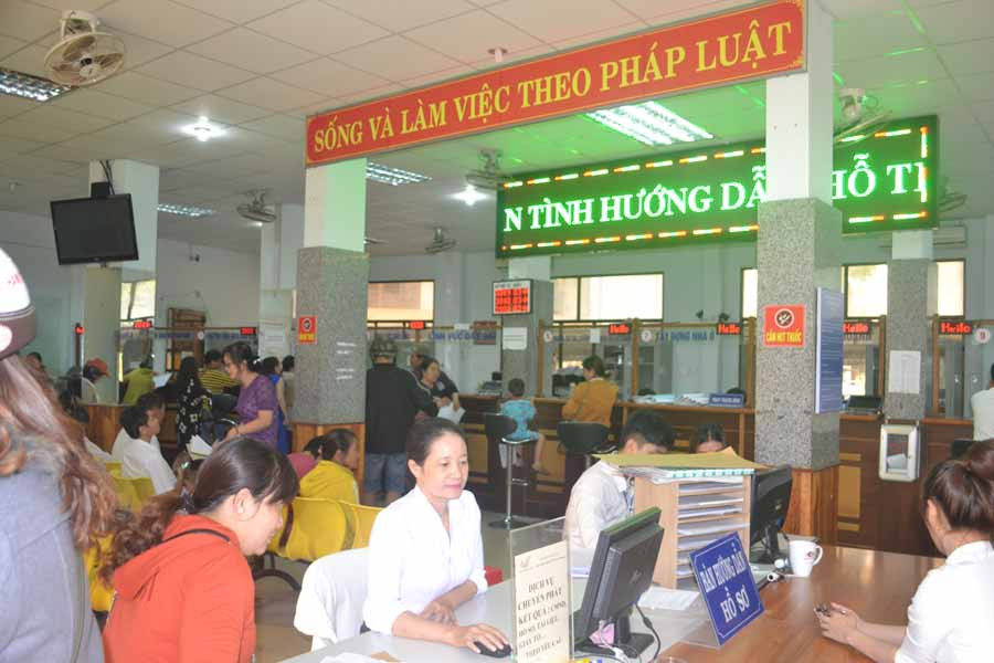 Bộ phận tiếp nhận và trẻ kết quả TP. Pleiku. Ảnh: H.C Bộ phận tiếp nhận và trẻ kết quả TP. Pleiku. Ảnh: H.C