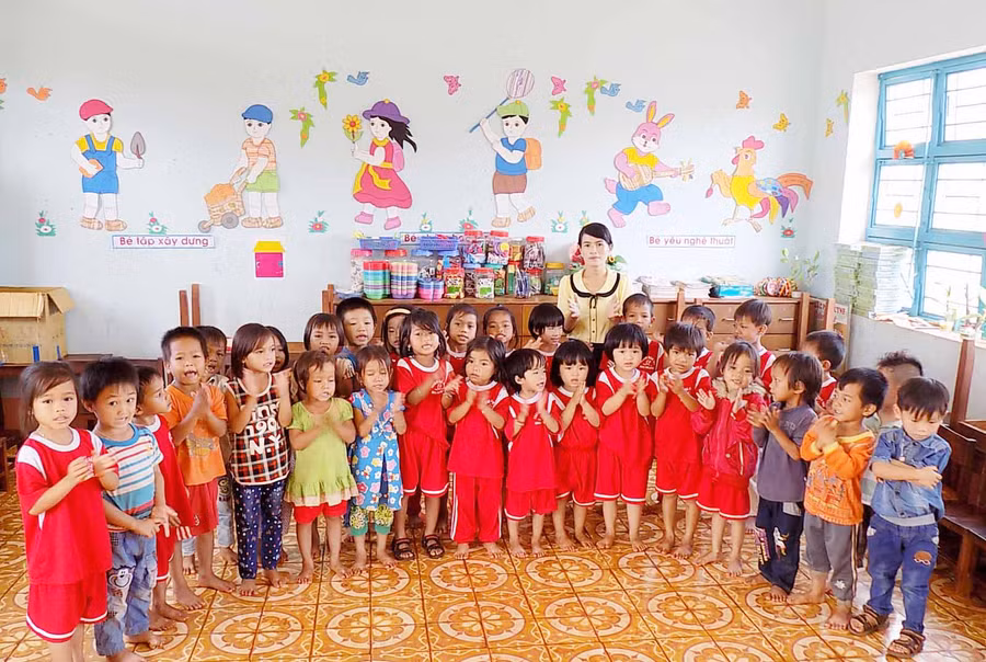 Quan tâm chăm sóc giáo dục trẻ em. Ảnh: Thanh Nhật