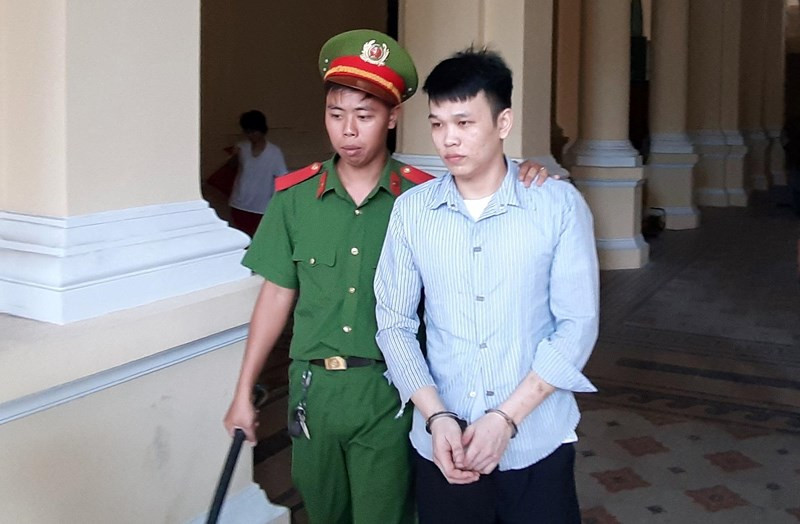 Bị cáo Nguyễn Văn Hoài Linh. Bị cáo Nguyễn Văn Hoài Linh.