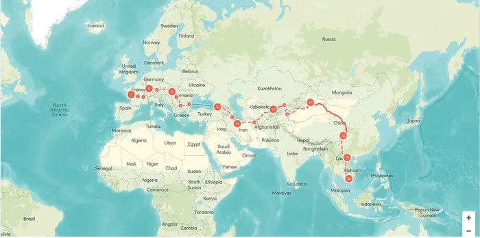 Theo kế hoạch, họ sẽ về Việt Nam vào tháng 3 năm sau.
