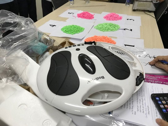 Ma túy được cất giấu tinh vi trong nhiều vật dụng khác nhau (Ảnh do cơ quan chức năng cung cấp)