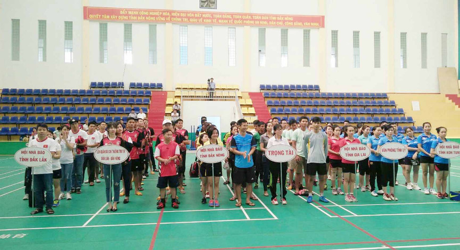 Các đoàn tham dự tại hội thao. Ảnh: Hà Phương