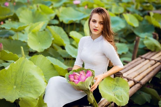 Ngoài chụp ảnh, Trung Anh còn thích quay phim và vẽ.