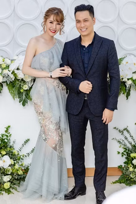 Quế Vân và Việt Anh có mối quan hệ bạn bè thân thiết trong nhiều năm.