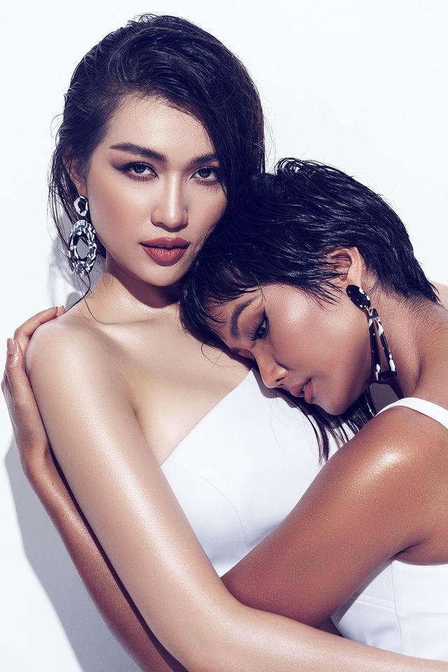 Tấm ảnh đầu tiên trong bộ ảnh chung được H'hen Niê tung trên trang cá nhân khiến dư luận xôn xao.