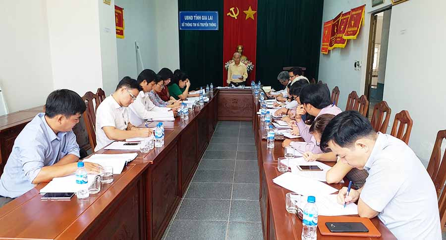  Quang cảnh buổi làm việc. Ảnh: N.S