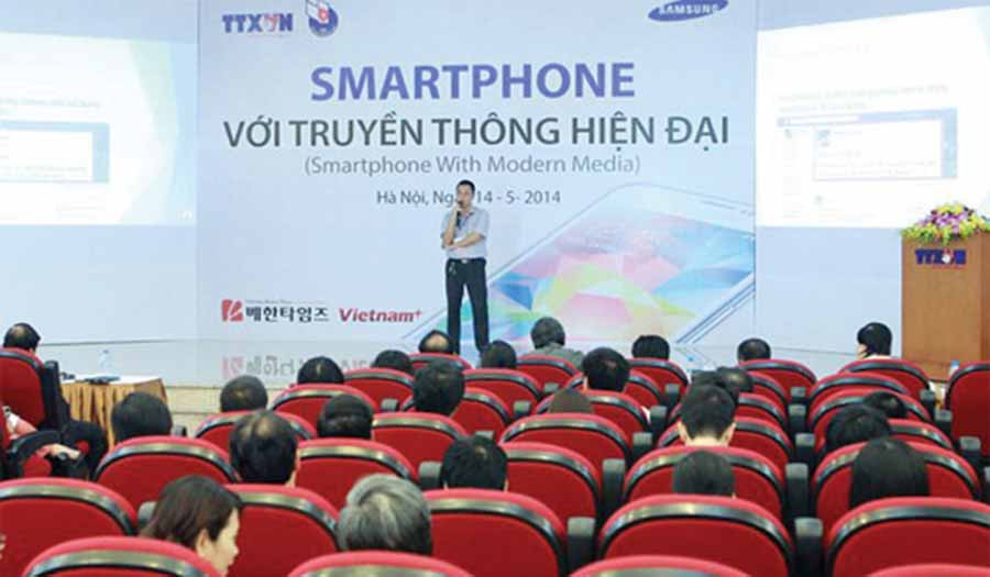  Hội thảo “Smartphone với truyền thông hiện đại” (Ảnh minh họa).