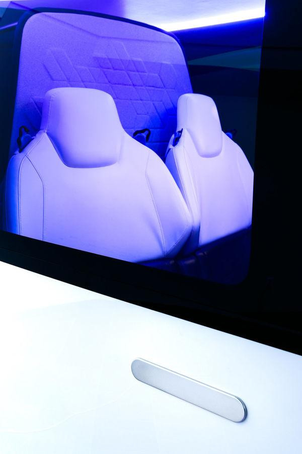 Nội thất máy bay có khả năng tuỳ chỉnh cao, tuỳ thuộc theo ý muốn của hành khách. 