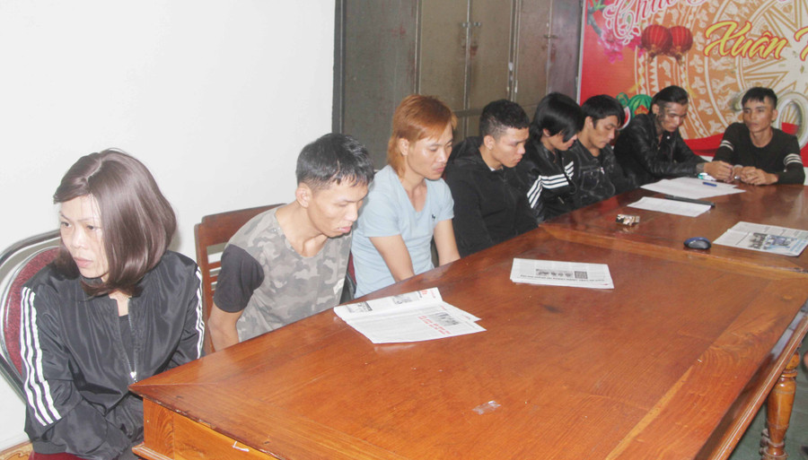 Các đối tượng đến ma túy đã bị bắt giữ. Ảnh: Văn Ngọc