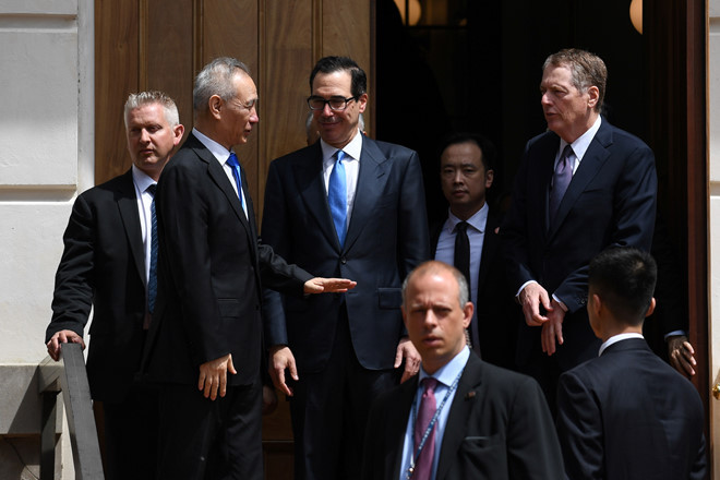 Phó thủ tướng Trung Quốc Lưu Hạc đã có cuộc đàm phán với phía Mỹ hôm 10.5 ở Washington D.C mà không đạt thỏa thuận nào. Ảnh: Reuters