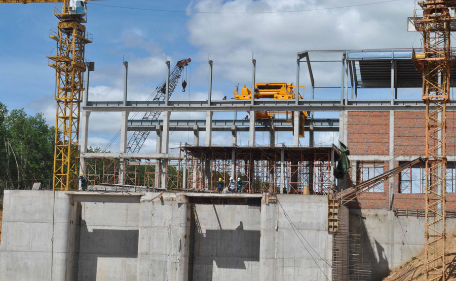 Đẩy mạnh việc thi công dự án thủy điện Tân Thượng (Lâm Đồng) để sớm đưa vào vận hành . Ảnh: Mai Tiên 